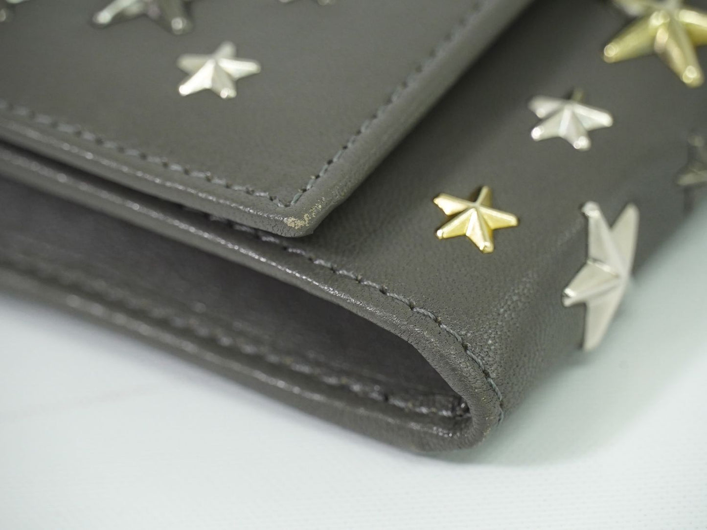 JIMMY CHOO スタースタッズ ショルダーウォレット 長財布 グレー