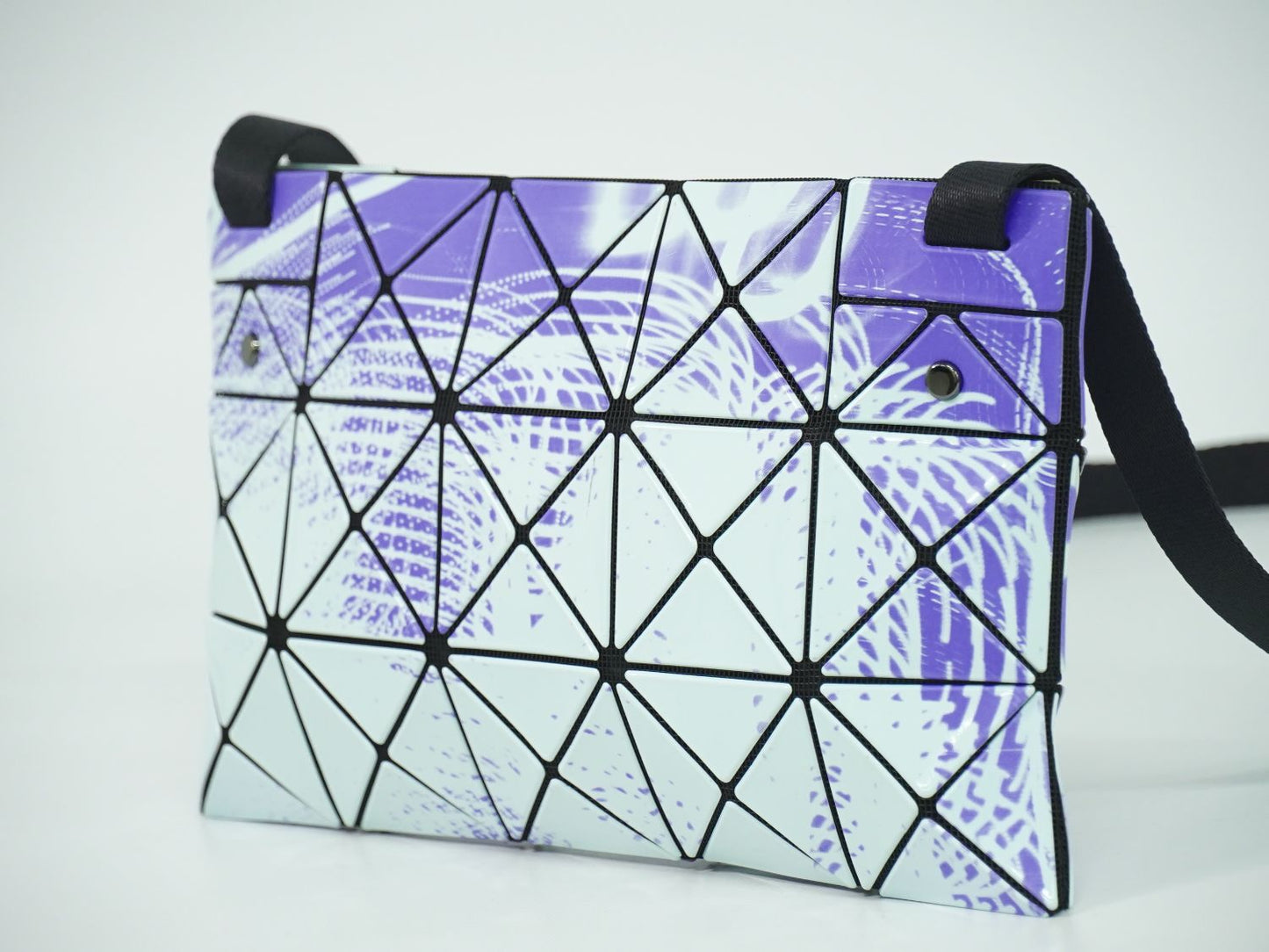 BAOBAO ISSEY MIYAKE ショルダーバッグ パープル ライトブルー ブラック BB91-AG841-71
