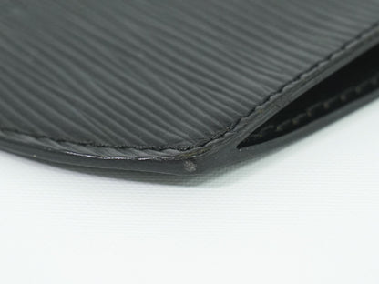 LOUIS VUITTON シャーウッド エピ レザー ポーチ ノワール M52902