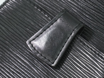 LOUIS VUITTON シャーウッド エピ レザー ポーチ ノワール M52902
