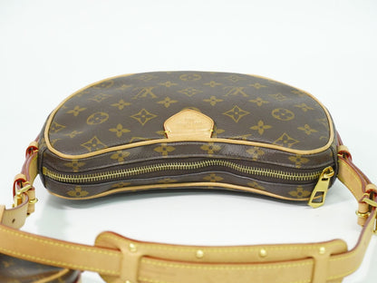 LOUIS VUITTON クロワッサン モノグラム ショルダーバッグ M46828