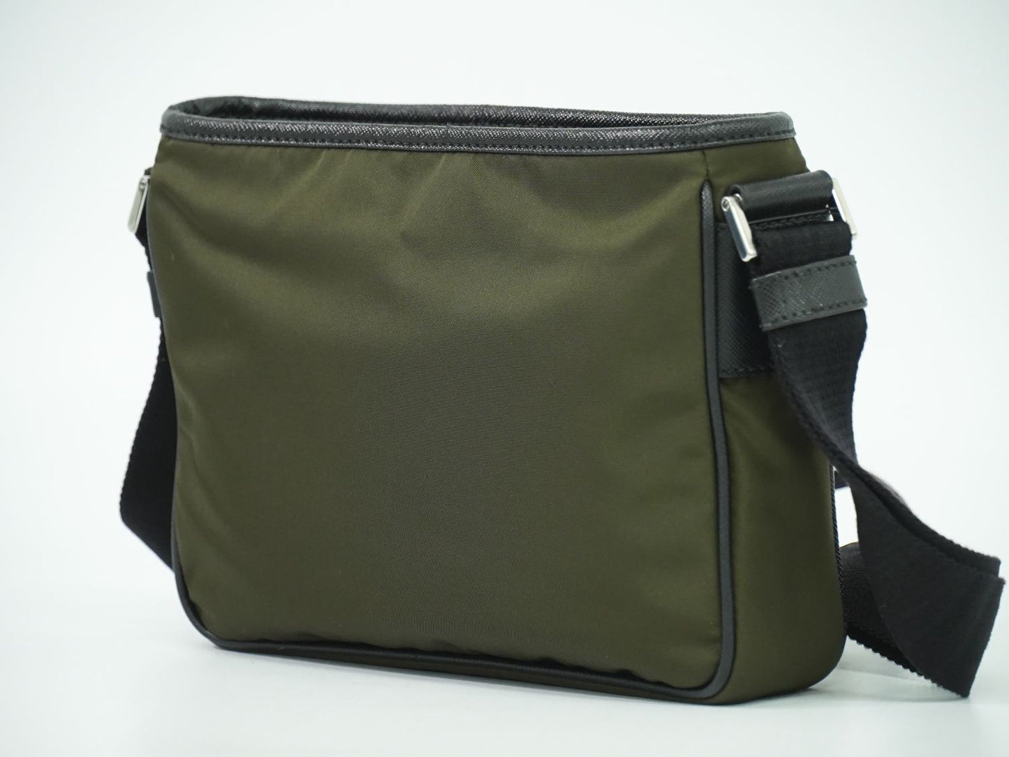 PRADA ショルダーバッグ カーキ