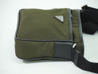 PRADA ショルダーバッグ カーキ