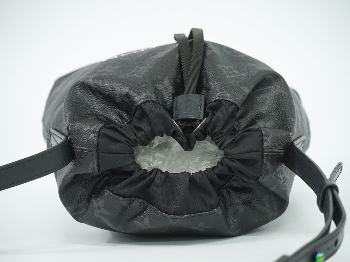 LOUIS VUITTON LV × フラグメント FRAGMENT ナノバッグ モノグラム エクリプス ショルダーバッグ M43418