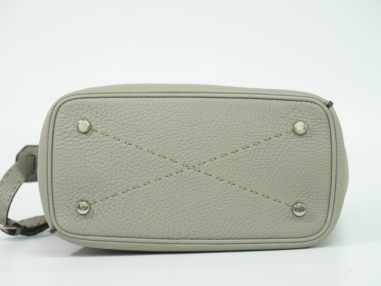 FENDI セレリア アンナ スモール 2WAY ショルダーバッグ グレー 8BT218