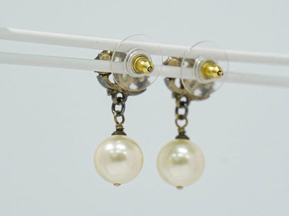 CHANEL ココマーク フェイクパール ピアス GP ホワイト