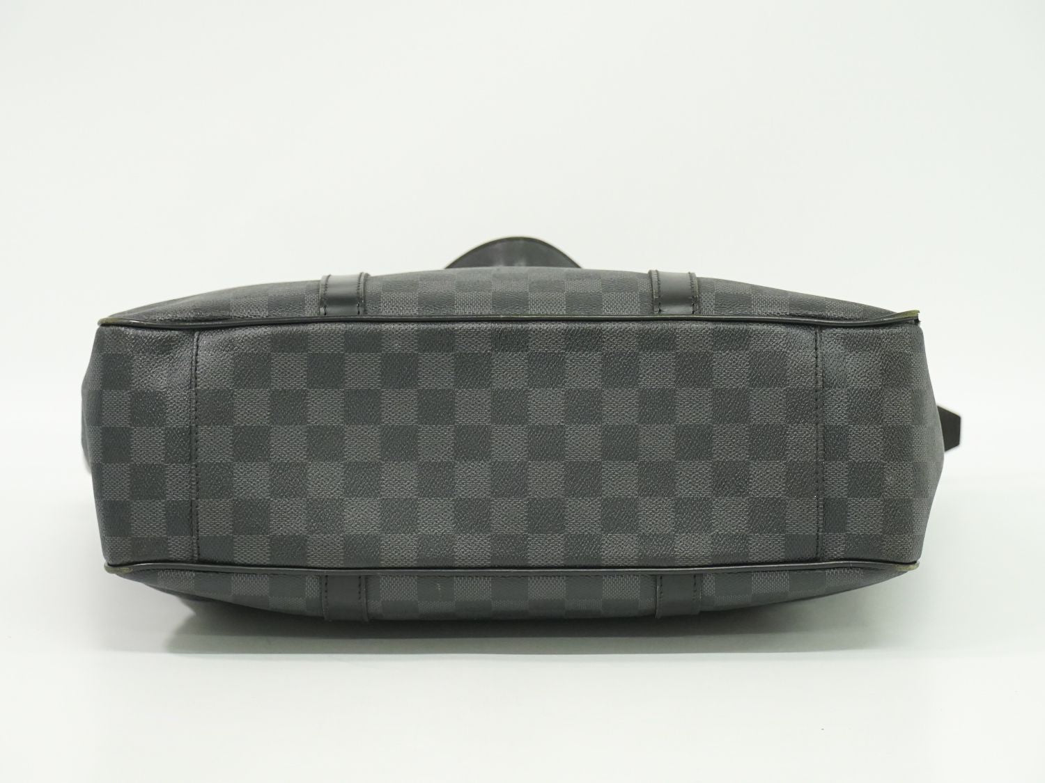 ルイヴィトン　ダミエ　グラフィット　タダオ PM ビジネスバッグ　N51192 LOUIS VUITTON タダオ PM ダミエ グラフィット ビジネスバッグ N51192