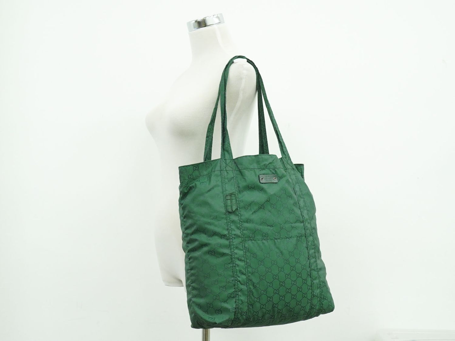 GUCCI GGナイロン エコバッグ グリーン 223669