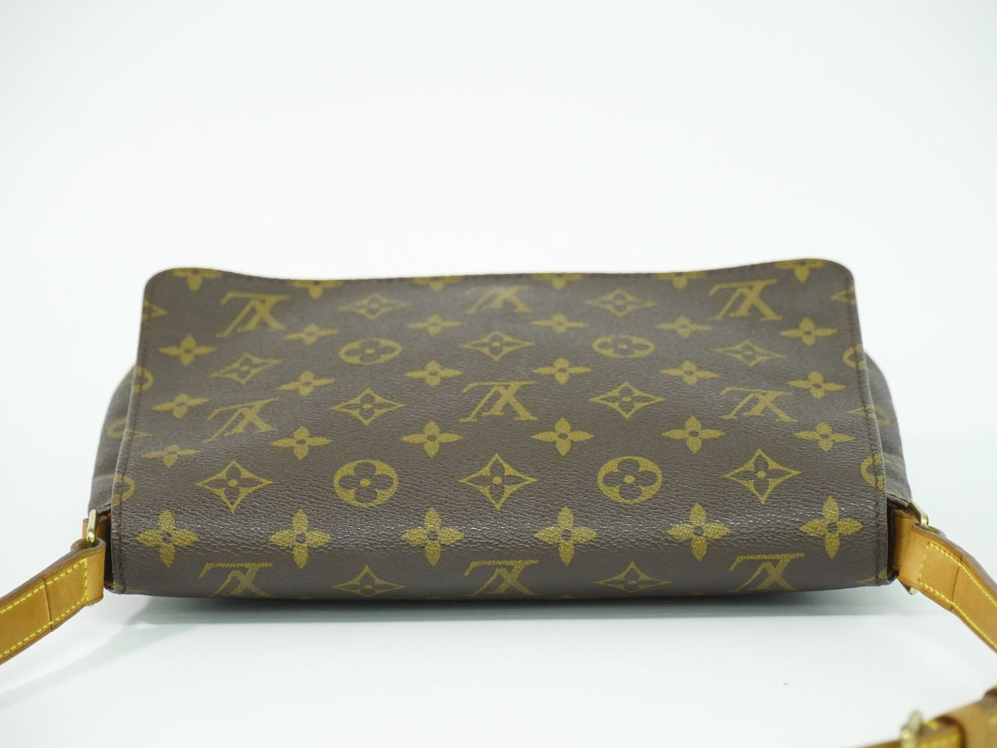 LOUIS VUITTON ミュゼットタンゴ ショート モノグラム ショルダーバッグ M51257