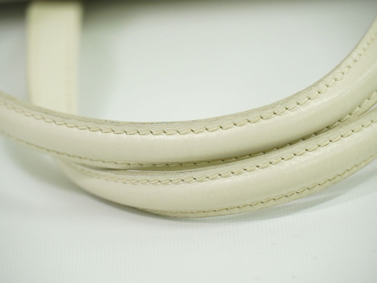 LOEWE ハンドバッグ ホワイト