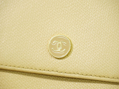 CHANEL ココマーク ココボタン 折財布 ベージュ