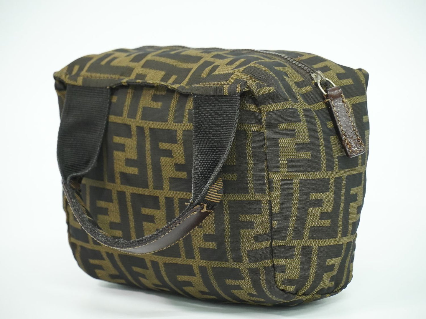 FENDI ズッカ ハンドバッグ ブラウン