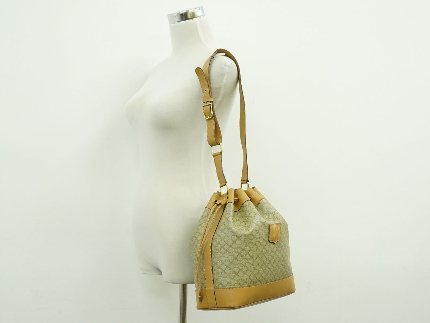 CELINE マカダム ショルダーバッグ ベージュ