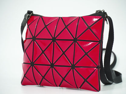 BAOBAO ISSEY MIYAKE ルーセント ショルダーバッグ ピンク系