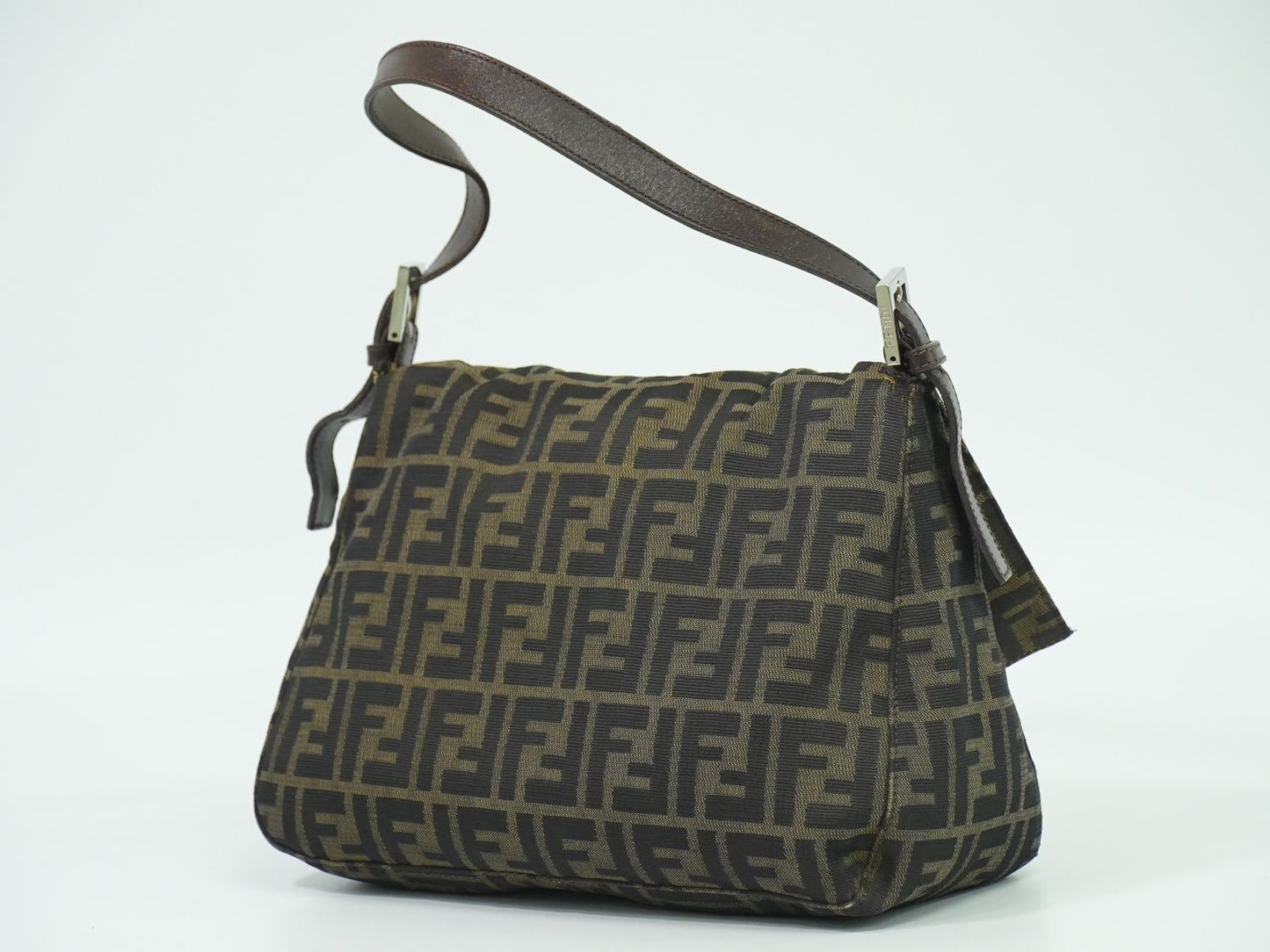 FENDI ズッカ マンマバケット ショルダーバッグ ブラウン