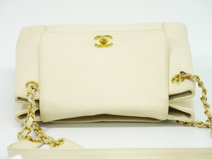 CHANEL ココマーク ショルダーバッグ アイボリー