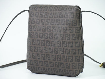 FENDI ズッキーノ ショルダーバッグ ブラウン 8BT075