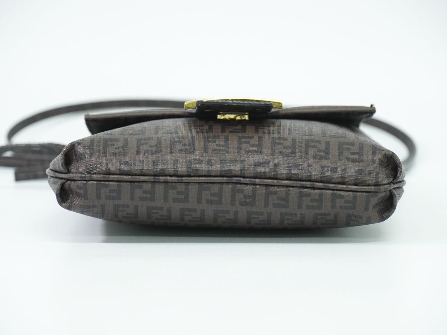 FENDI ズッキーノ ショルダーバッグ ブラウン 8BT075