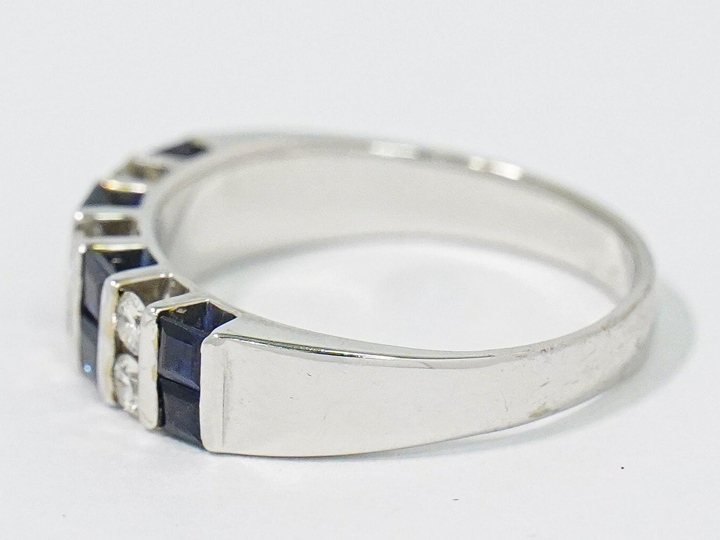 サファイア 0.92ct ダイヤモンド 0.30ct 18K WG リング 15.5号 ブルー