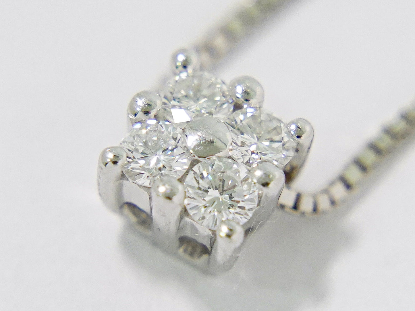 DAMIANI ダイヤモンド 4P 750 WG ネックレス