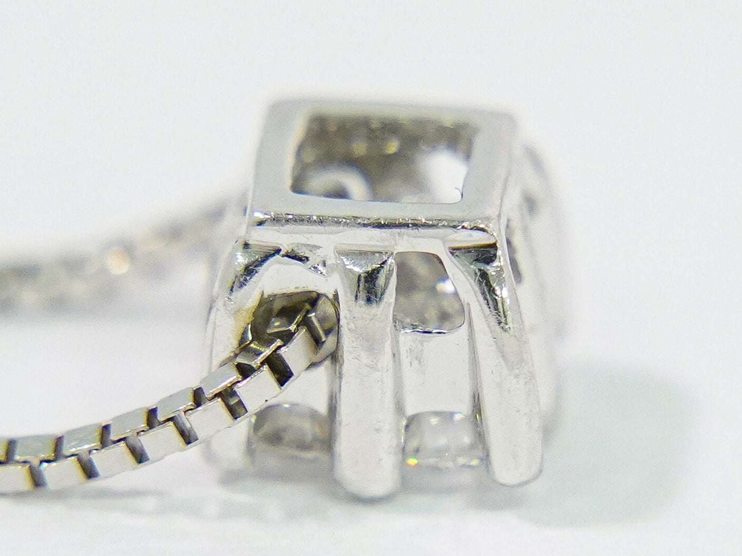 DAMIANI ダイヤモンド 4P 750 WG ネックレス