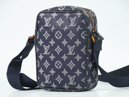 LOUIS VUITTON ダヌーブ PM アップサイドダウン モノグラム インク ショルダーバッグ ネイビー M43678