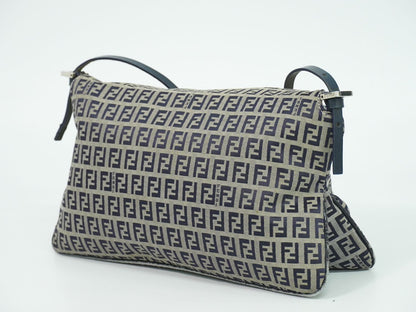 FENDI マンマバケット ズッキーノ ショルダーバッグ グレー ネイビー