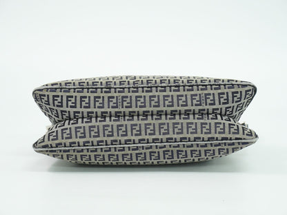 FENDI マンマバケット ズッキーノ ショルダーバッグ グレー ネイビー