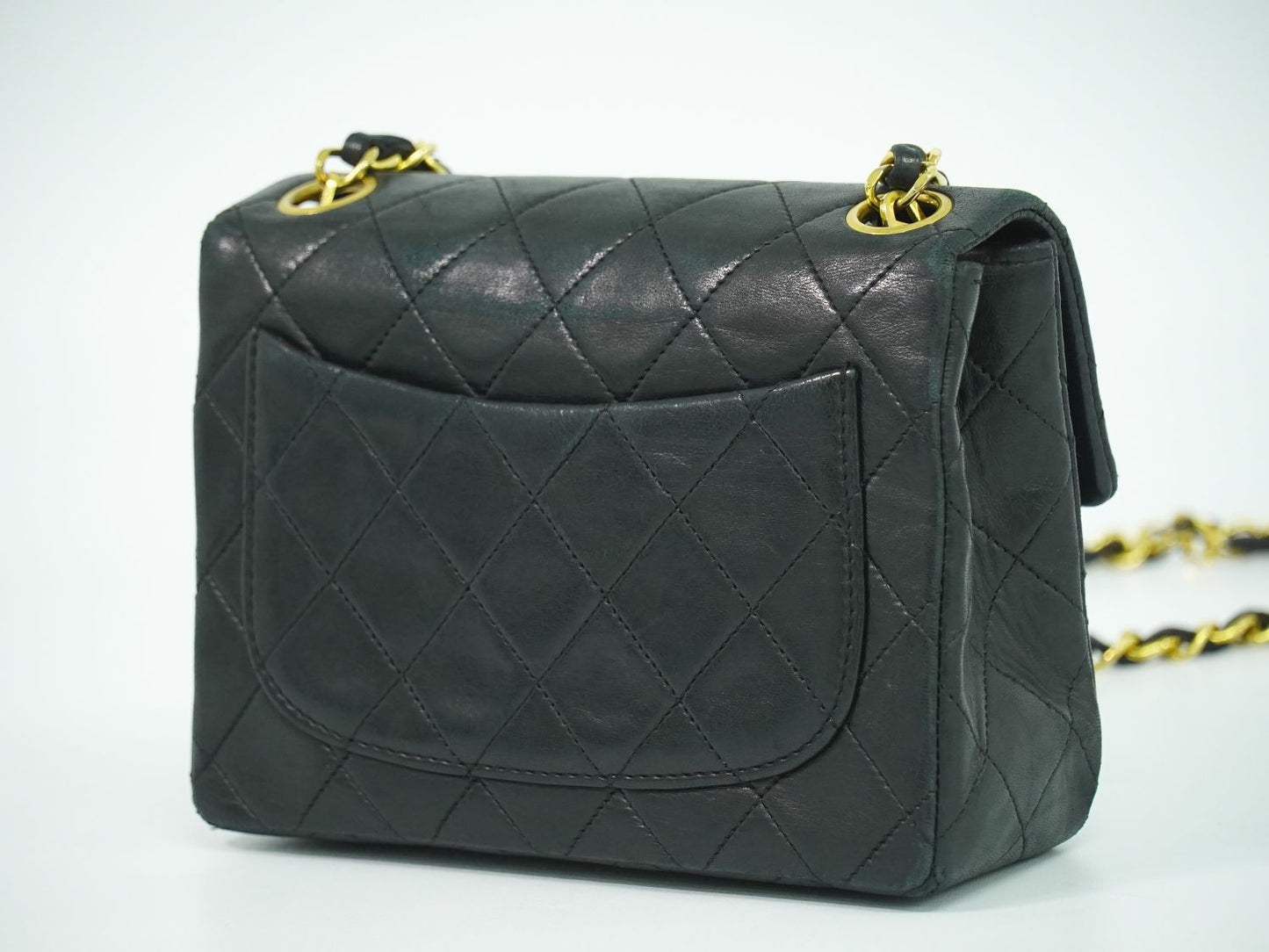 CHANEL ココマーク マトラッセ ショルダーバッグ ブラック