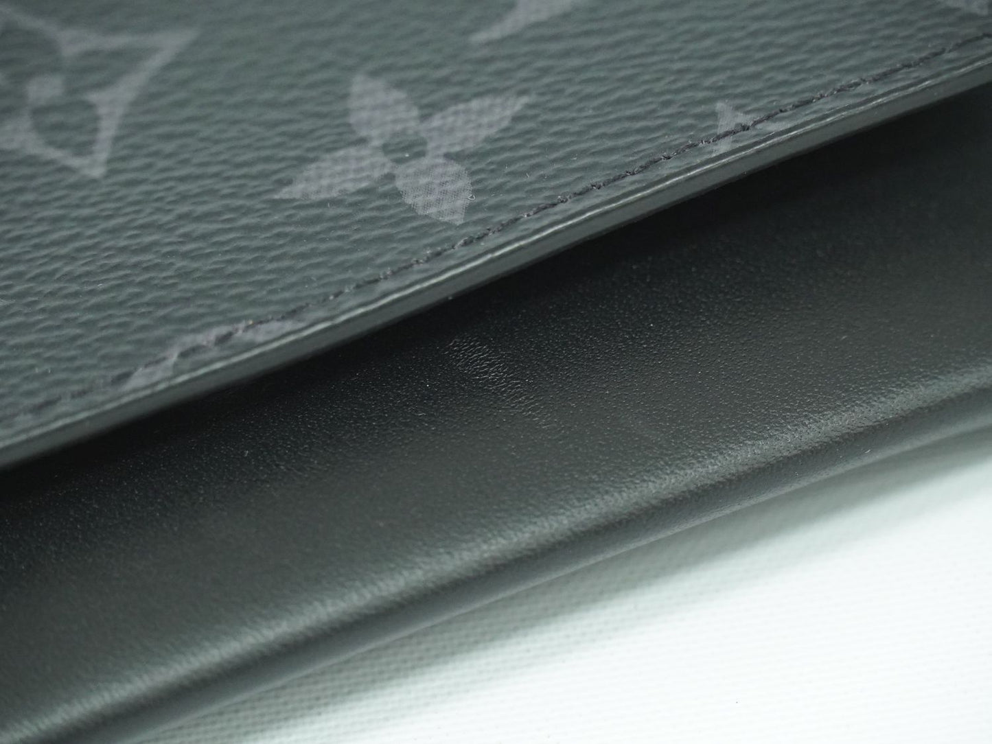 LOUIS VUITTON エテュイ リュネット ウディ モノグラム エクリプス メガネケース GI0296