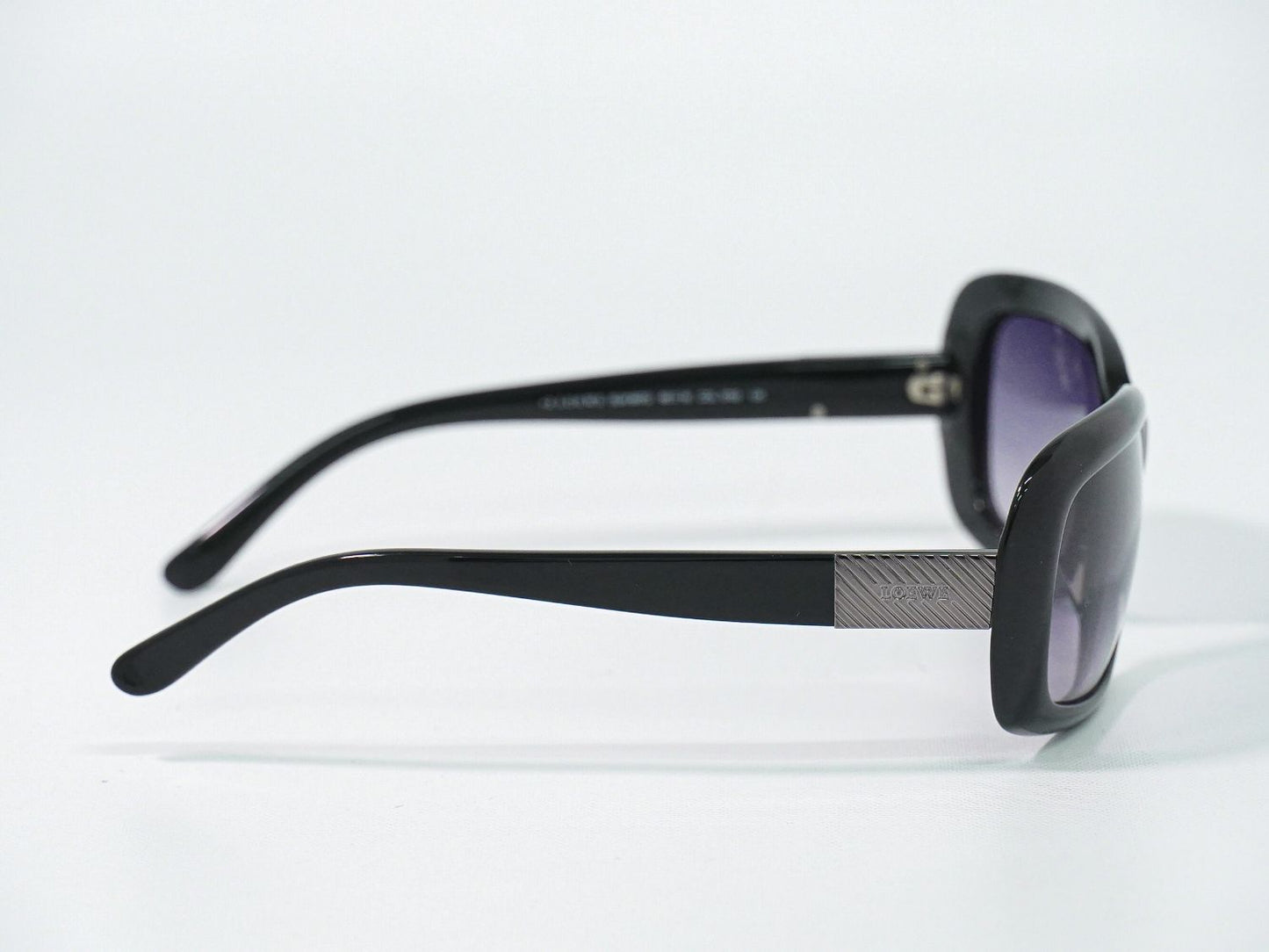 LOEWE プラスチック サングラス ブラック SLW667G