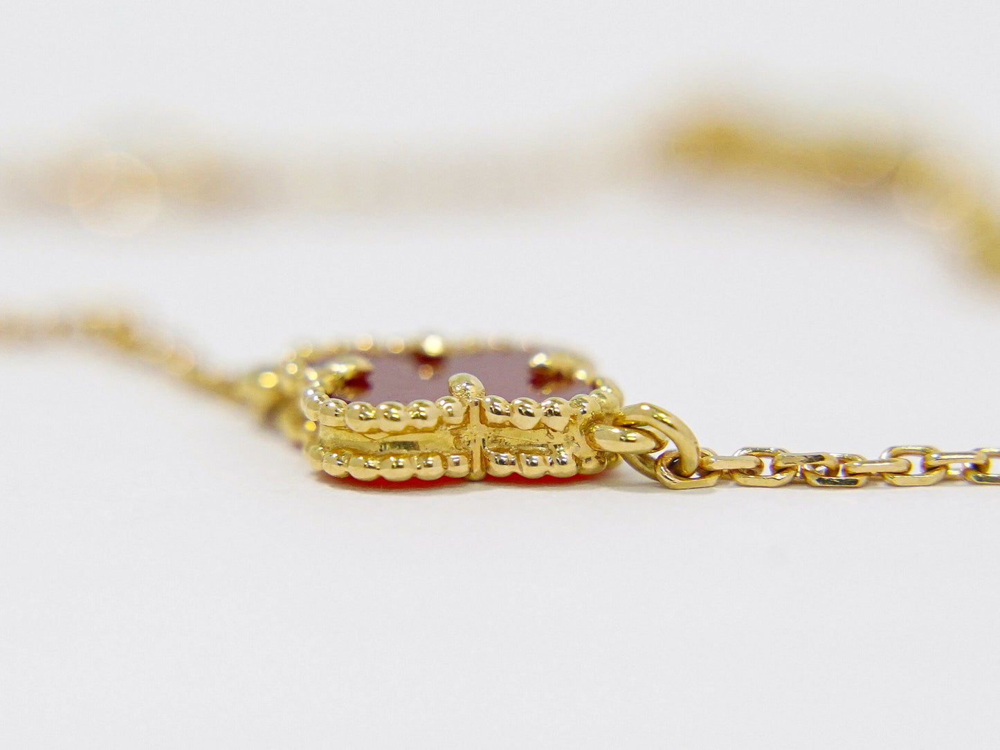 Van Cleef & Arpels スウィートアルハンブラ カーネリアン G750 YG ブレスレット レッド