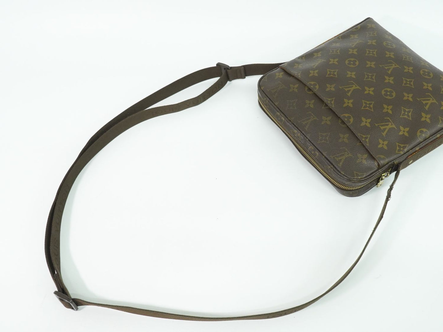 LOUIS VUITTON トロター ボブール モノグラム ショルダーバッグ M97037