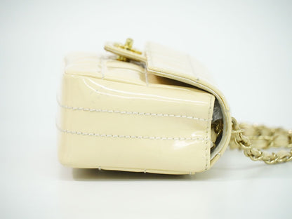 CHANEL ココマーク チョコバー ショルダーバッグ ベージュ