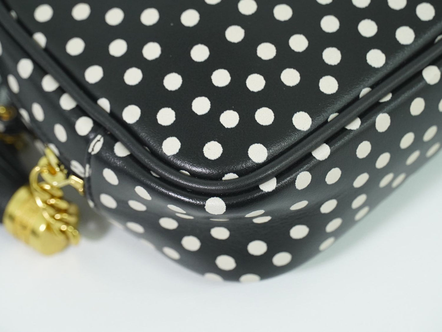 SAINT LAURENT ルー タッセル ドット ショルダーバッグ ブラック ホワイト 612563