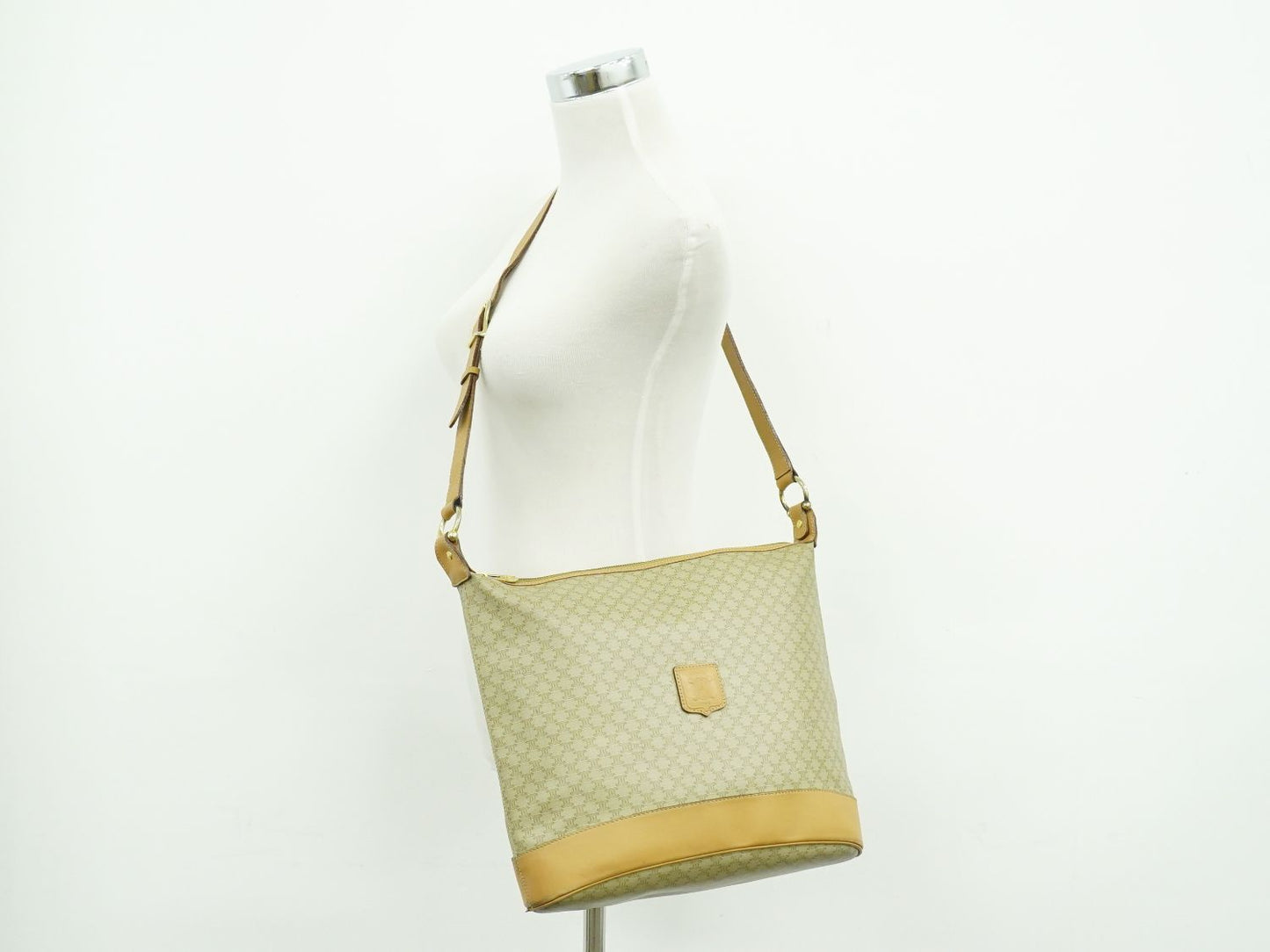 CELINE マカダム ショルダーバッグ ベージュ
