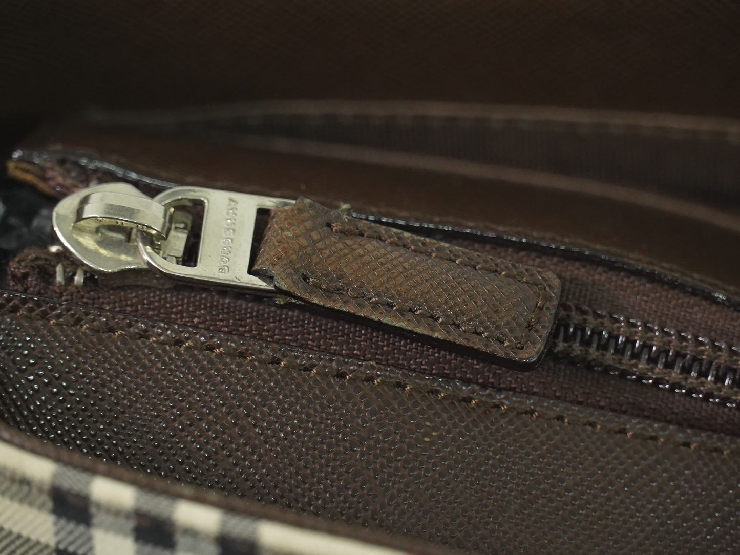 BURBERRY ノバチェック ショルダーバッグ ベージュ ブラウン