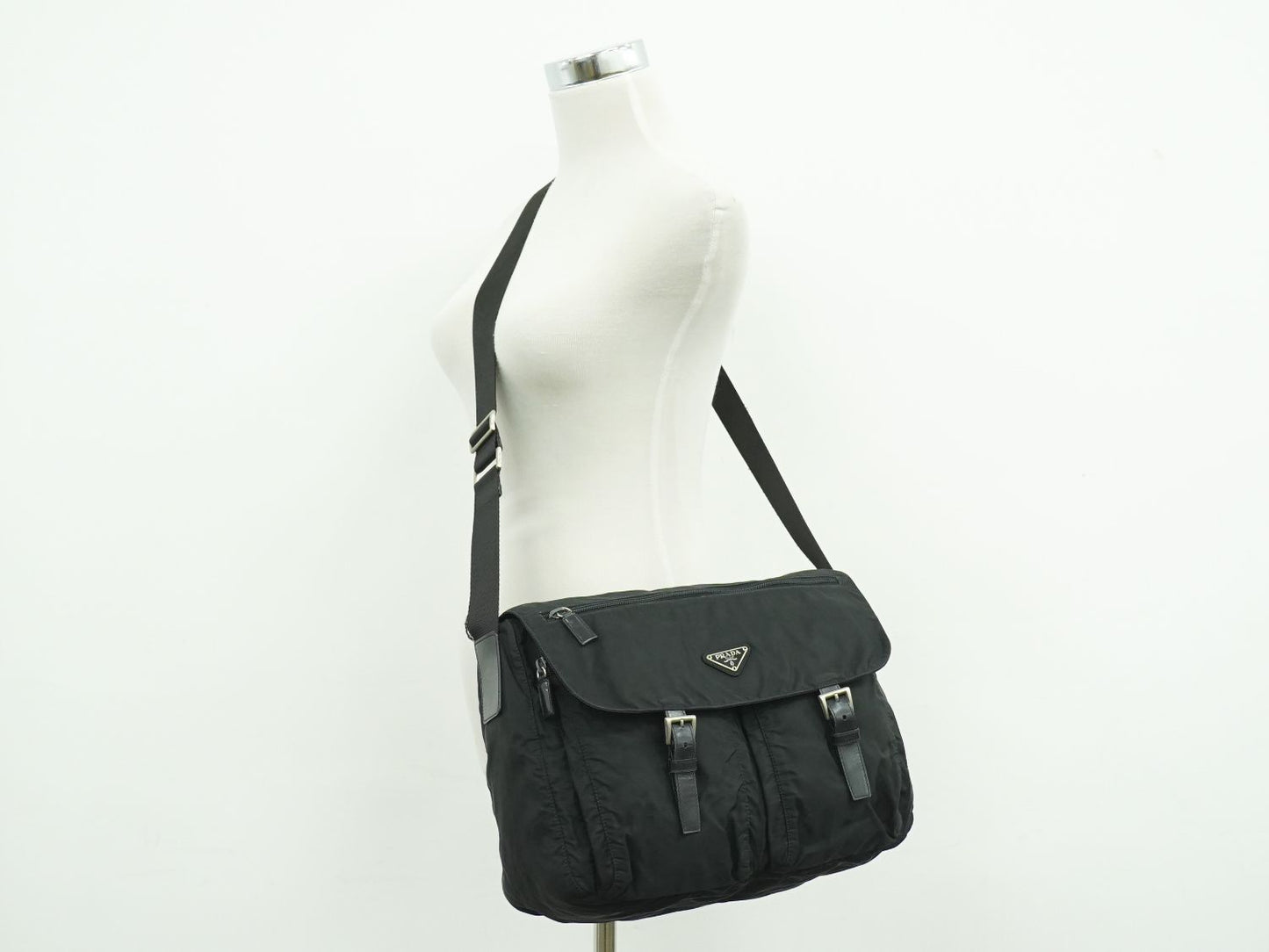 PRADA ヴェラ ショルダーバッグ ブラック B1738