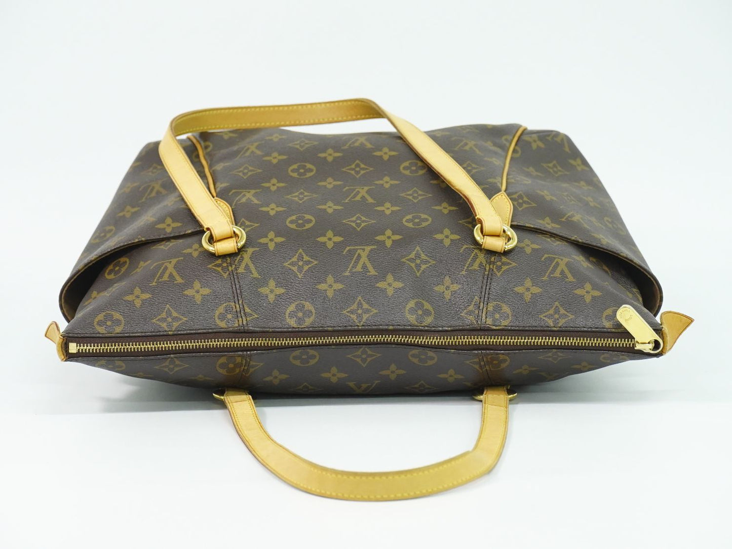 LOUIS VUITTON トータリー MM モノグラム トートバッグ M56689