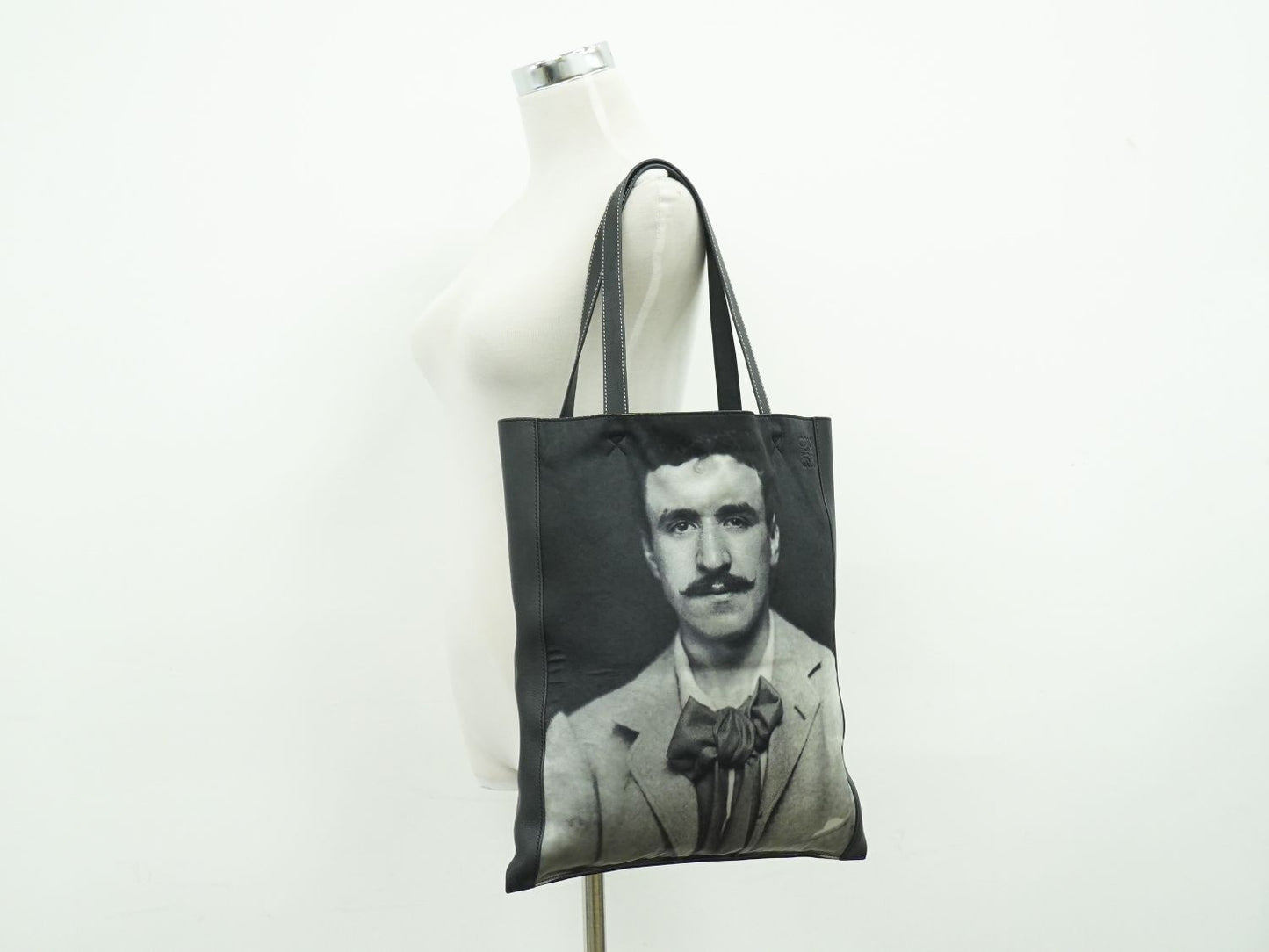 LOEWE チャールズ レニー マッキントッシュ コラボ ショルダーバッグ ブラック グレー