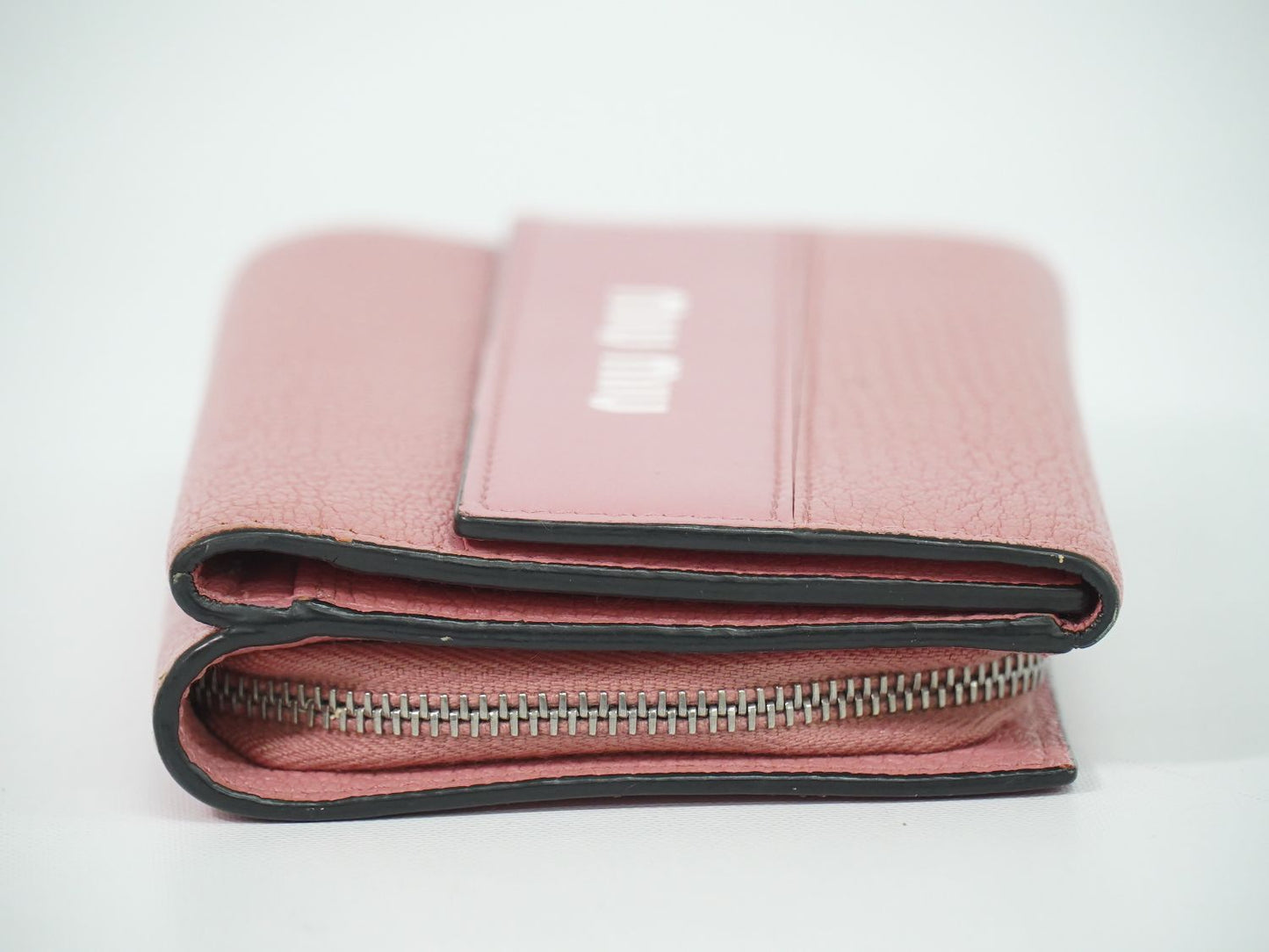 MIU MIU ロゴ 折財布 ピンク