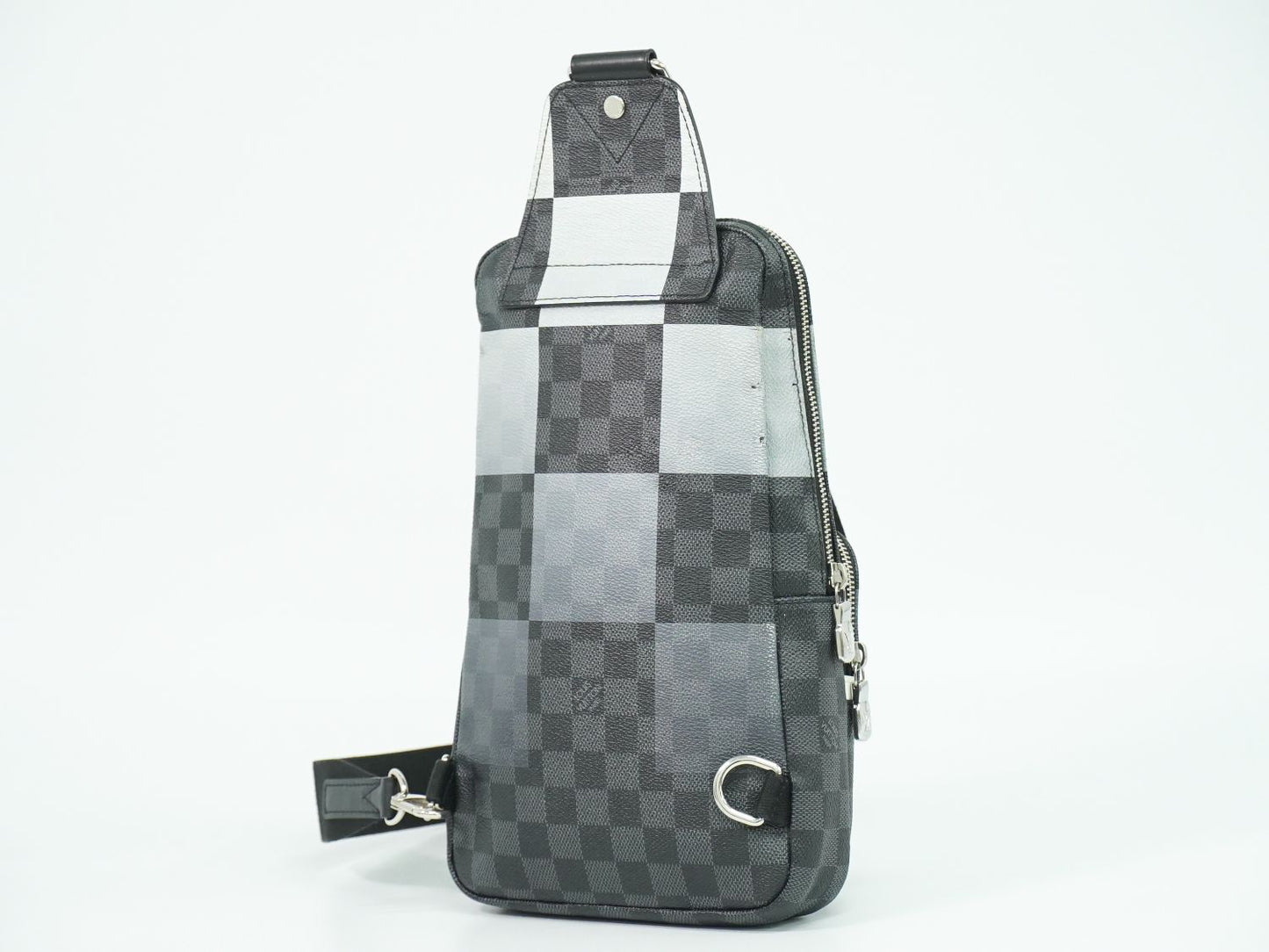 LOUIS VUITTON アヴェニュー スリングバッグ ダミエ グラフィット ジャイアント ボディバッグ N40403