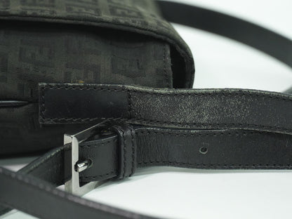 FENDI ズッキーノ ショルダーバッグ ブラック 8BT127