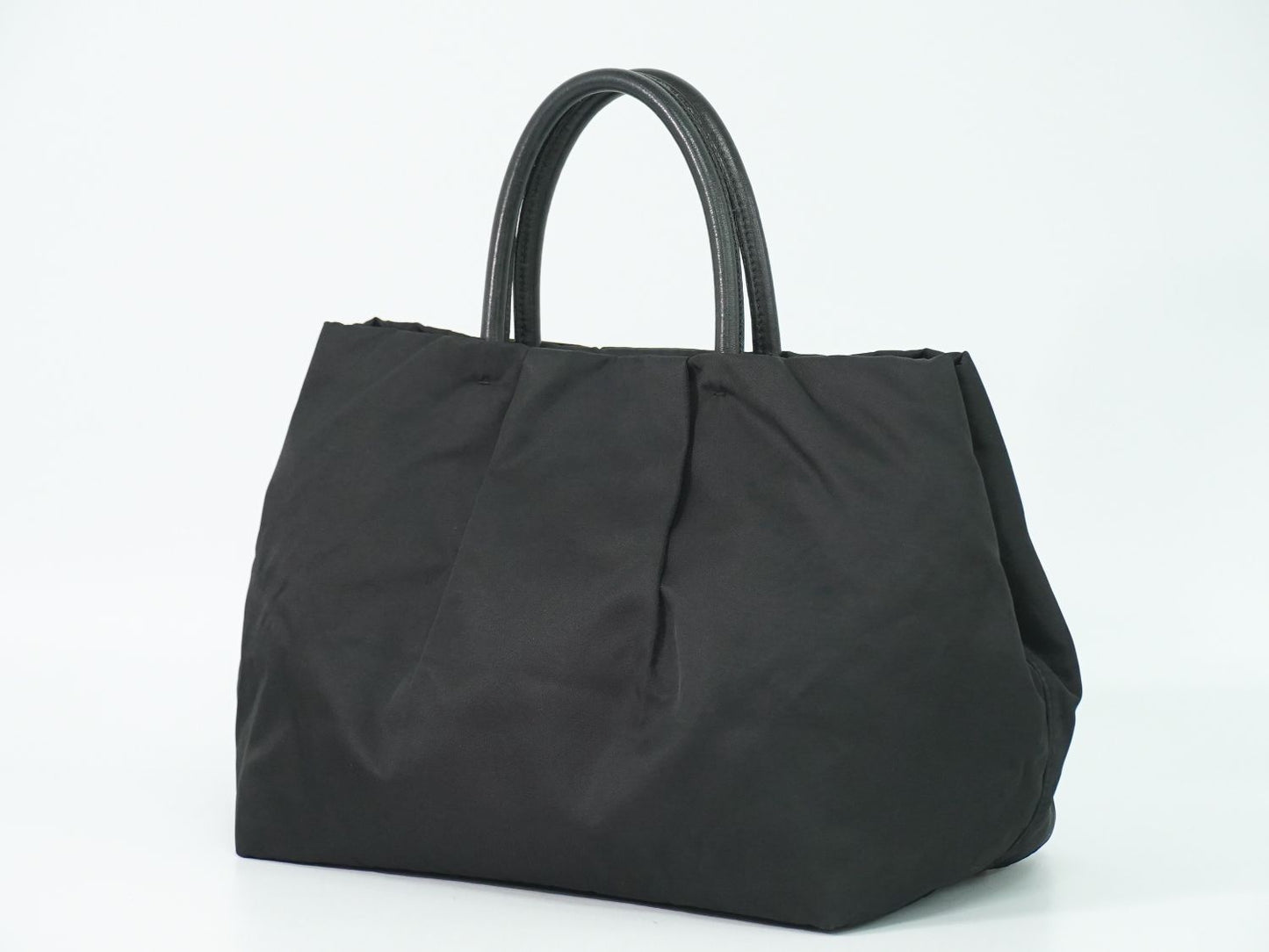 PRADA テスート リボン トートバッグ ブラック BN1601