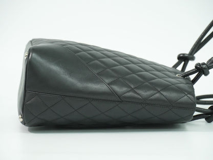 CHANEL ココマーク ミディアム トートバッグ ブラック ホワイト