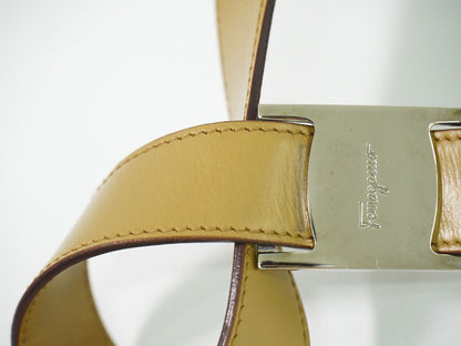 Salvatore Ferragamo ショルダーバッグ ベージュ