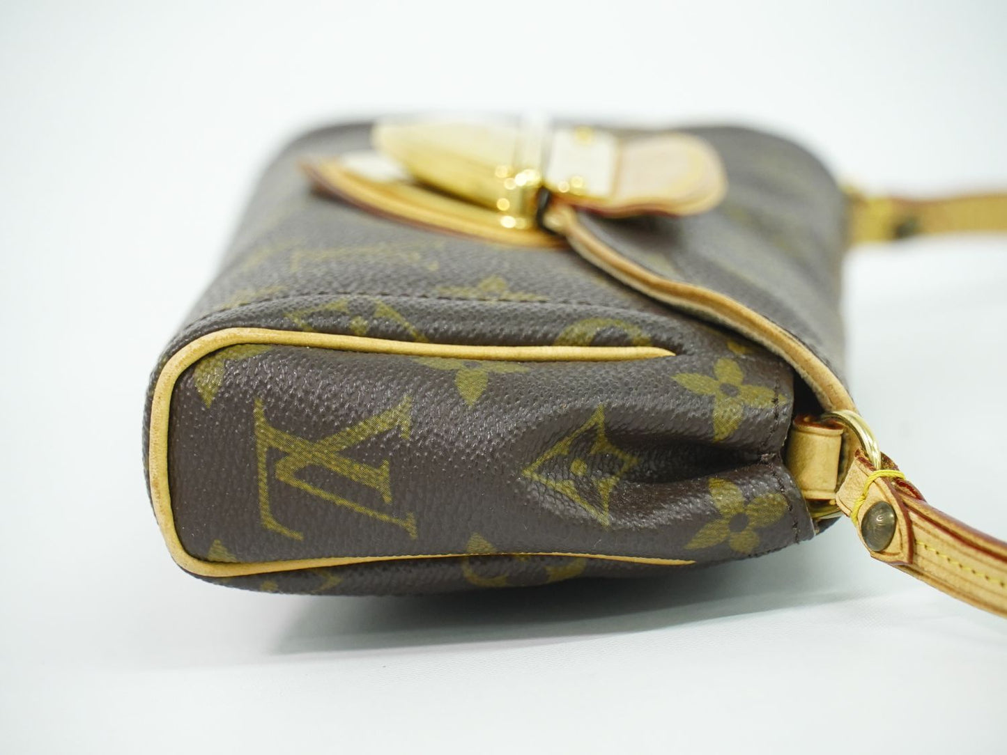 LOUIS VUITTON ポシェット ビバリー モノグラム ショルダーバッグ M40122