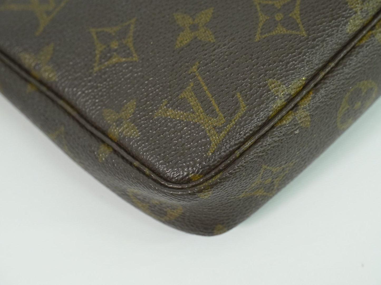 LOUIS VUITTON ポシェットアクセソワール モノグラム ショルダーバッグ M51980