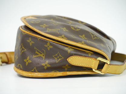 LOUIS VUITTON メニルモンタン PM モノグラム ショルダーバッグ M40474