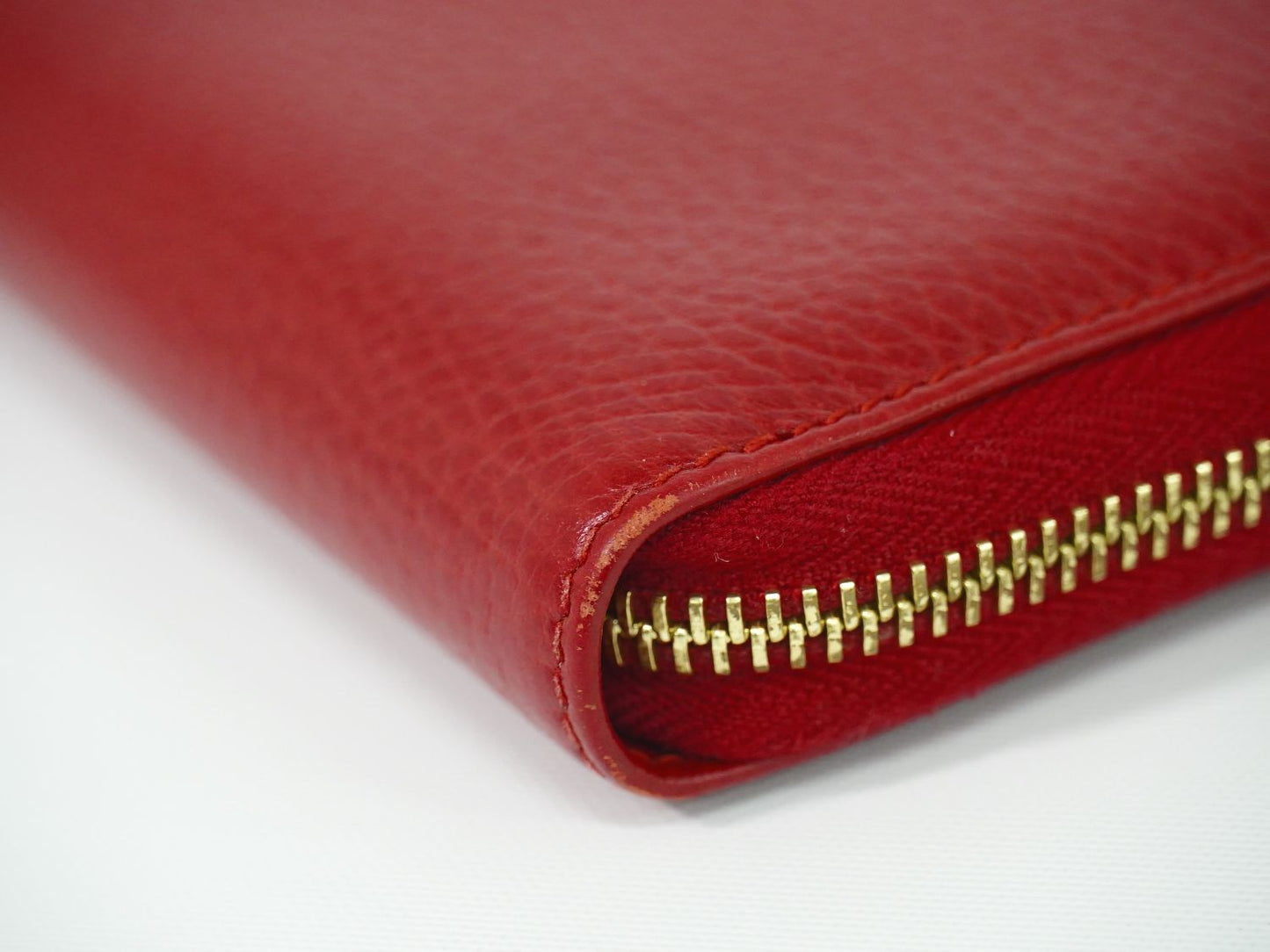 GUCCI GGマーモント 長財布 レッド 456117